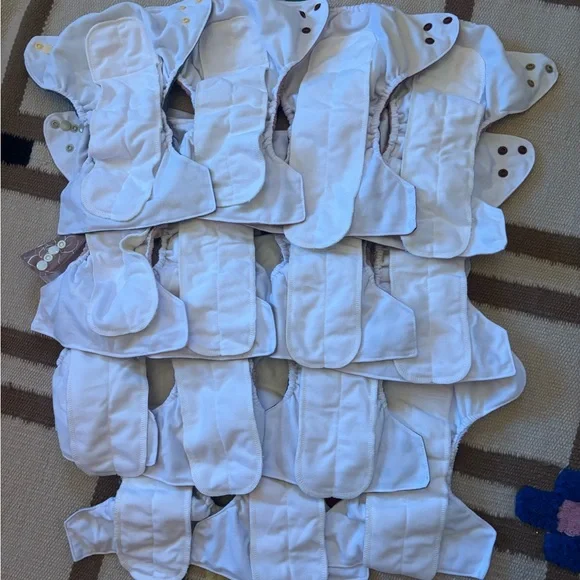 Nora’s Nursery 14 Newborn AIO Cloth Diapers in Blushing Blooms - Picture 3 of 7